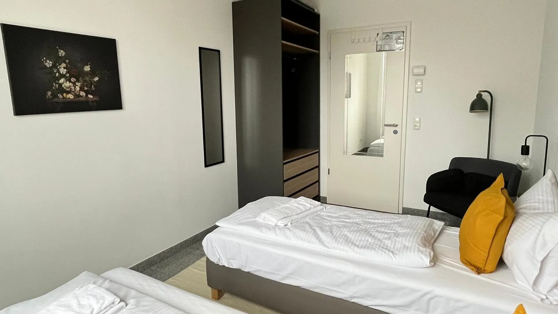 Lta Apartment Muenchen Sued No3 Friends & Family Germany